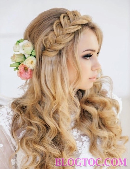 The beautiful luxurious bridal braid hairstyle aristocratic girlfriend should refer to beauty on the wedding day 11