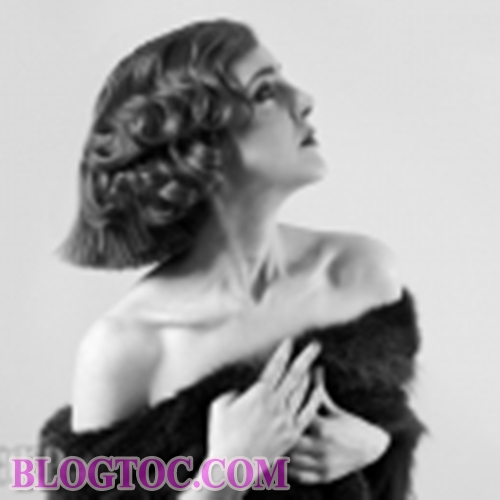 Beautiful short curly hairstyles of the 20s are reviving in collection "THE GREAT GATSBY COLLECTION" 21