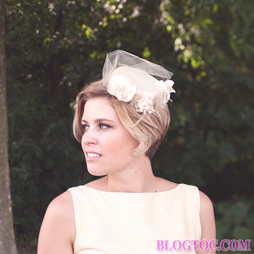 Beautiful bridal hairstyle with classic style for short-haired girls 3